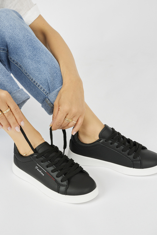 melnas krāsas klasika sieviešu apavi