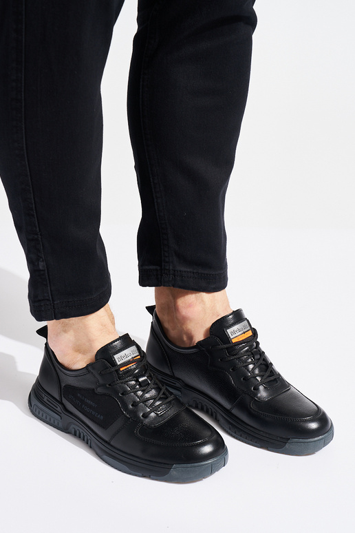 melnas krāsas sporta apavi Vīriešiem