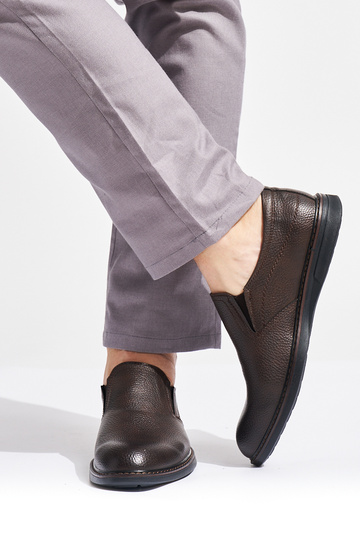 vīriešiem brūnas krāsas kurpes 2