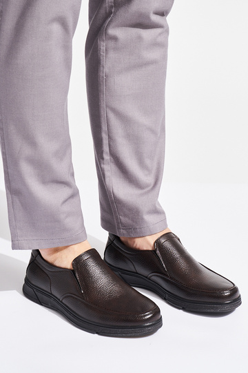 brūnas krāsas mokasīni... 2