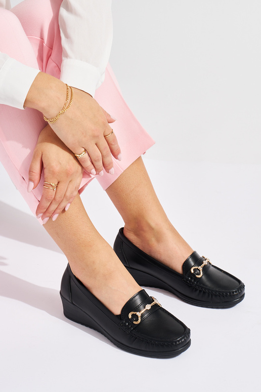 melnas krāsas sieviešu mokasīni uz...