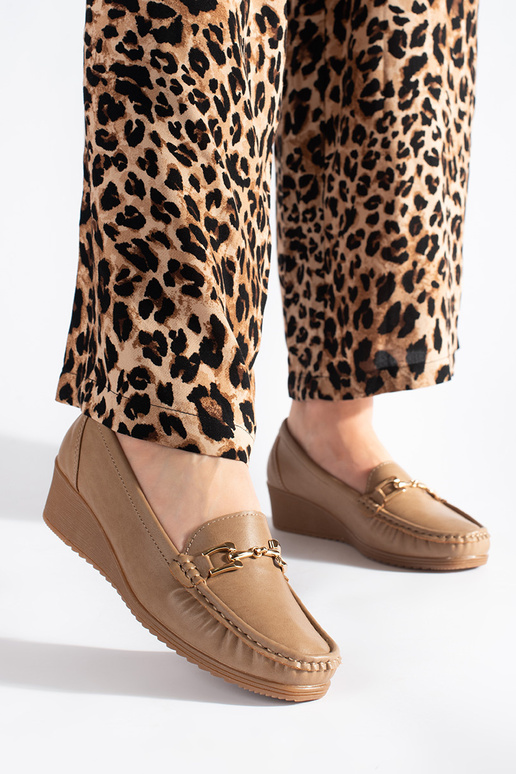 smilšu krāsas Sieviešu mokasīni ar...