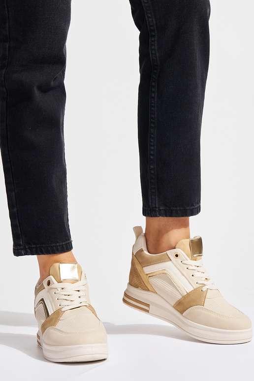 Sieviešu smilšu krāsas Sporta apavi...