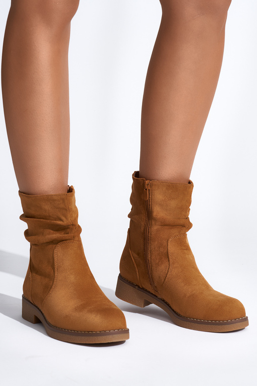 brūnas krāsas sieviešu zābaki