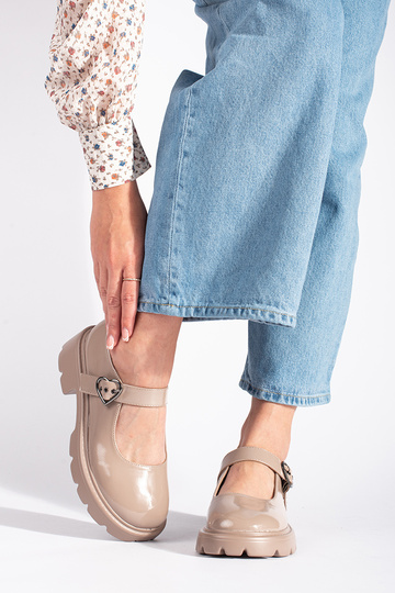 Laque smilšu krāsas... 2