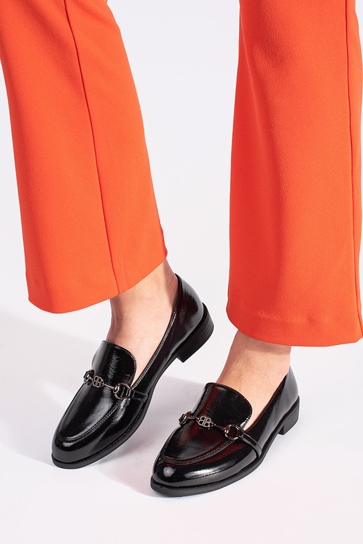 Melni lakoti sieviešu mokasīni ar... Melni lakoti sieviešu mokasīni ar...