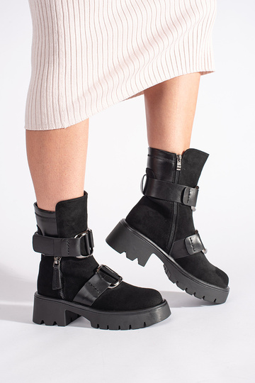 melnas krāsas zamšādas... 2