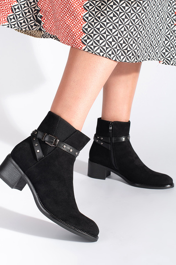 zamšādas Melnas krāsas... 2