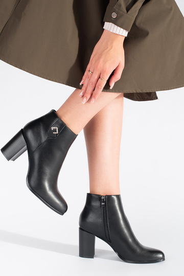 melnas krāsas sieviešu... 2