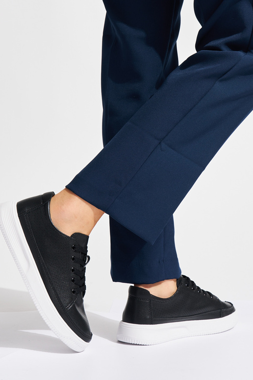 Āda ažūra kurpes Melnas krāsas Sergio... Āda ažūra kurpes Melnas krāsas Sergio...