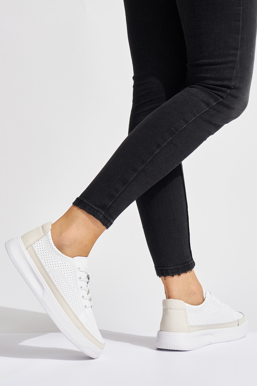 Āda ažūra kurpes balta krāsa Sergio... Āda ažūra kurpes balta krāsa Sergio...