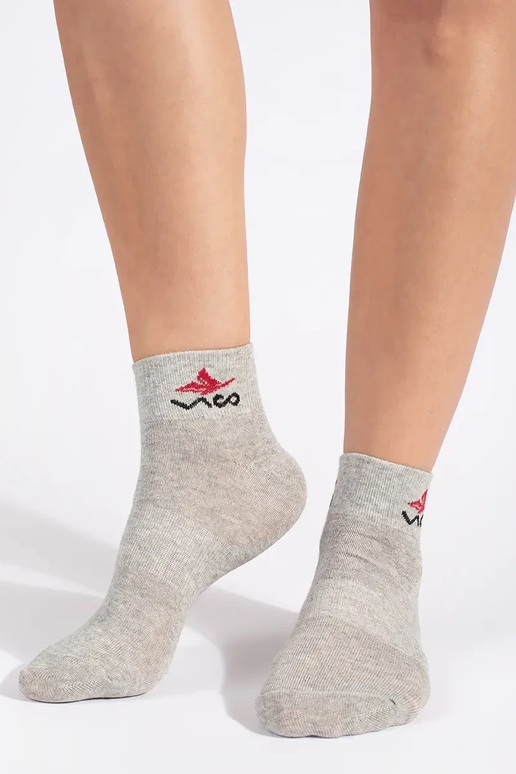 Pelēkas krāsas sieviešu skarpetki... Pelēkas krāsas sieviešu skarpetki...