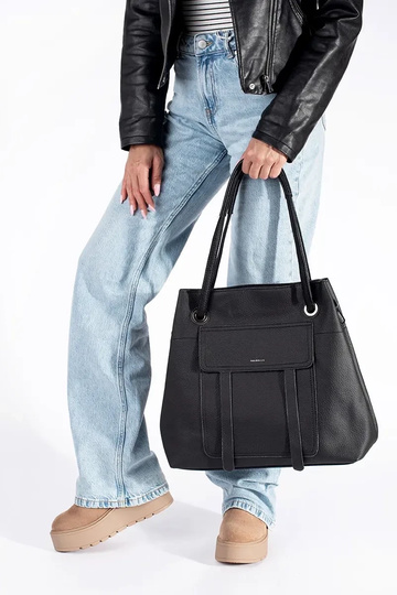 melnu rokassomu pircējs 2