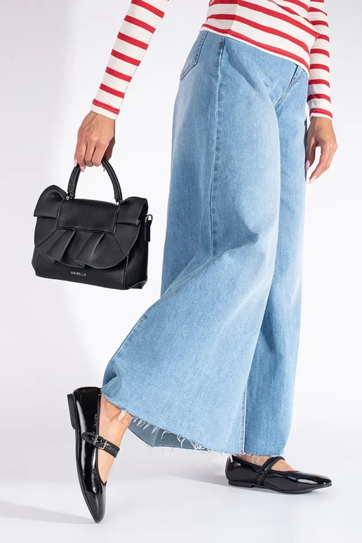 melnas krāsas lakots balerīnas