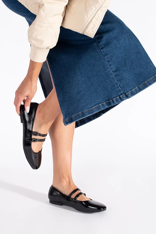 melnas krāsas lakots balerīnas ar...