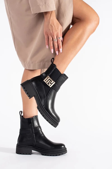 melnas krāsas klasika... 2