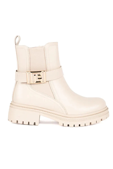 ziloņkaula krāsas klasika...