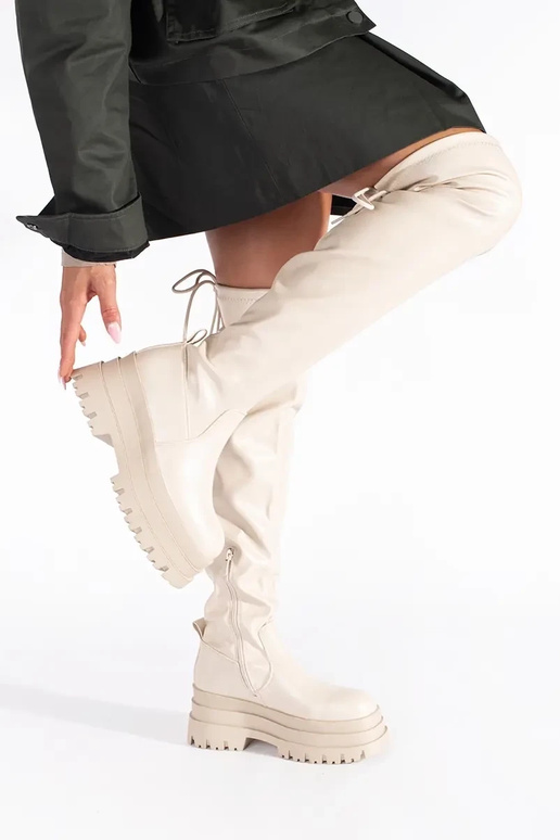 ziloņkaula krāsas musketieri ar...