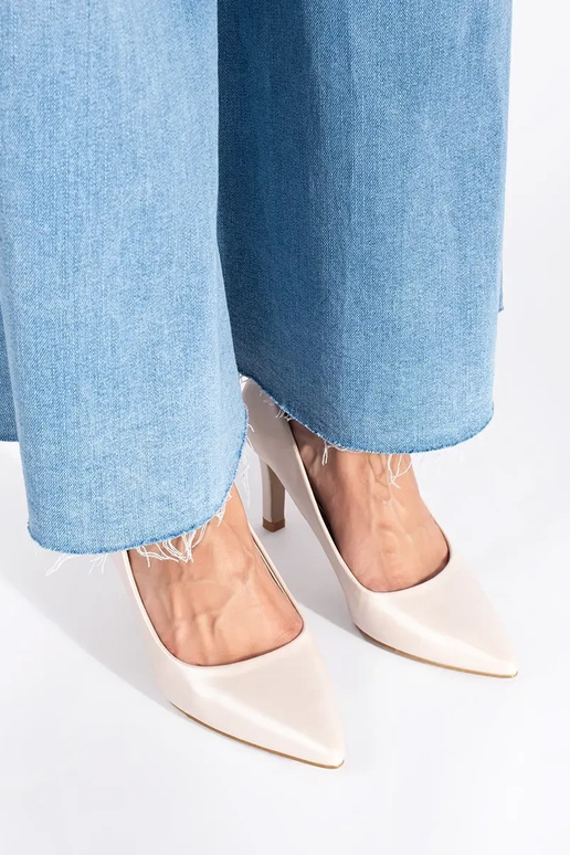 Klasiska modeļa elegants perłoIne... Klasiska modeļa elegants perłoIne...