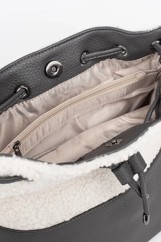 Pelēka eleganta rokassomiņa ar kažokādu