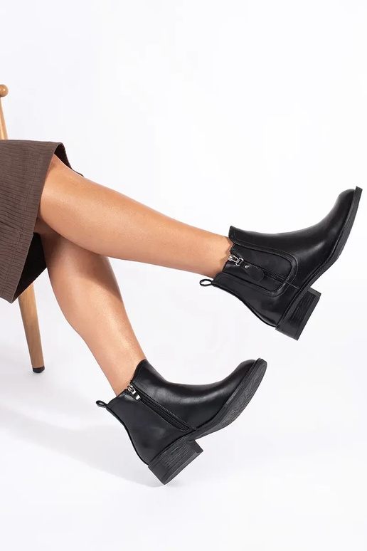 melni sieviešu apavi