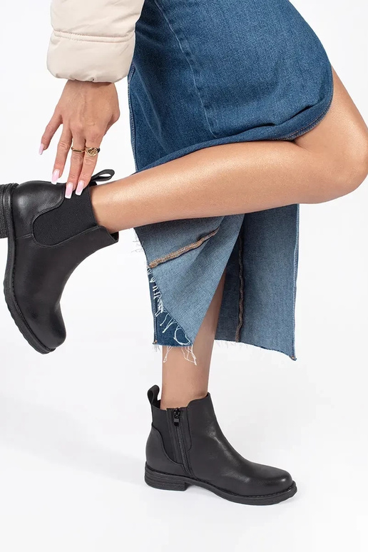 Sieviešu melni apavi Sieviešu melni apavi