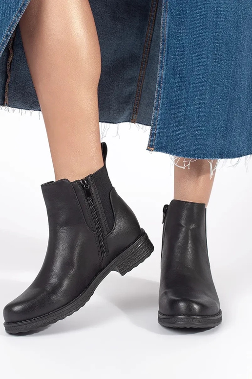 Sieviešu melni apavi Sieviešu melni apavi