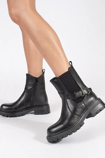 Melni ādas sieviešu apavi... 2