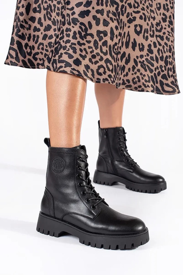 Melnas šņorējamas sieviešu... 2