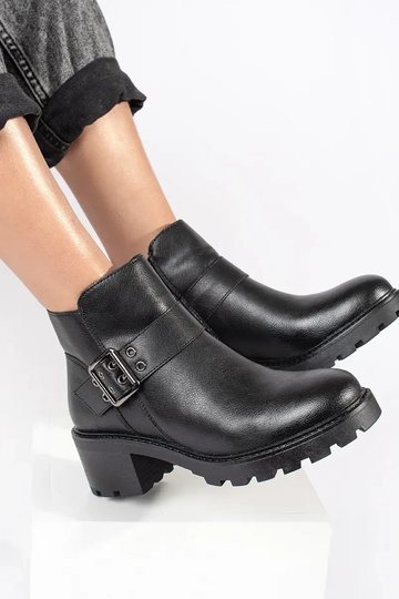 Sieviešu melni ādas apavi... 2