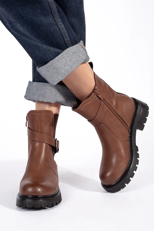 brūnas ādas Sieviešu apavi ar... brūnas ādas Sieviešu apavi ar...