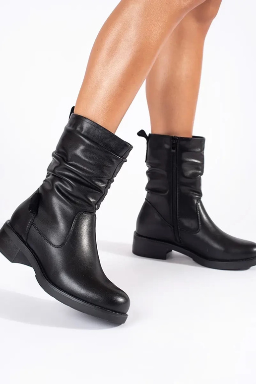 Melni ādas sieviešu zābaki ar zemu...