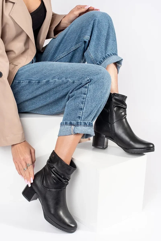 melni ādas sieviešu zābaki ar... melni ādas sieviešu zābaki ar...