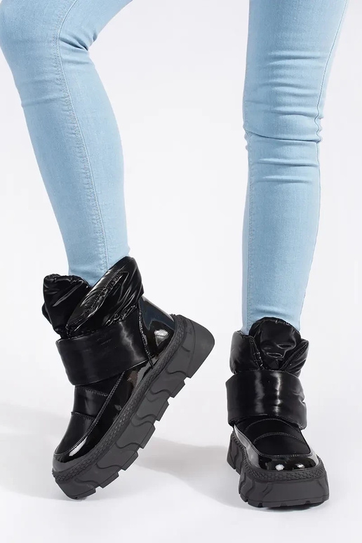 melnas krāsas izolēts Sieviešu sniega... melnas krāsas izolēts Sieviešu sniega...