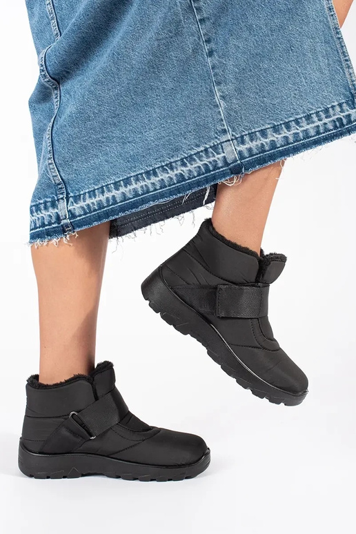 Sieviešu ērti sniega zābaki melnā krāsā