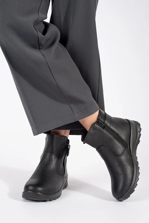 Sieviešu ērti apavi melnā krāsā