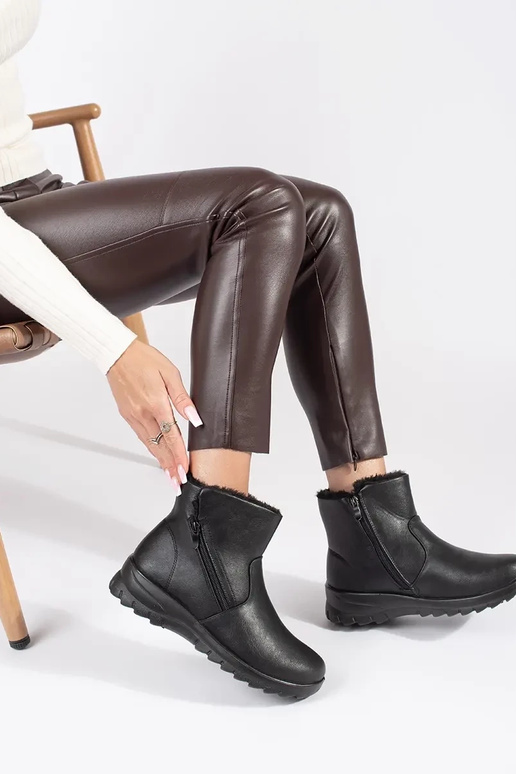 Sieviešu ērti apavi melnā krāsā