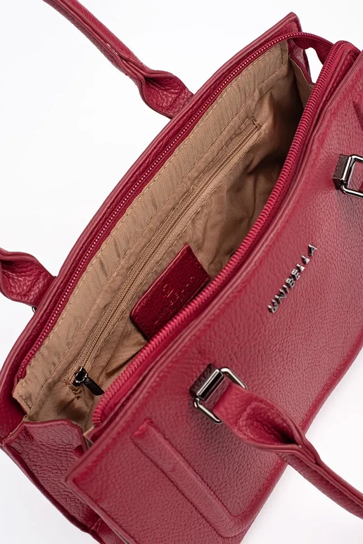 Sarkana klasiska eleganta rokassomiņa Sarkana klasiska eleganta rokassomiņa