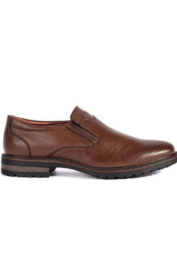 Brūnas kedas ar pogām