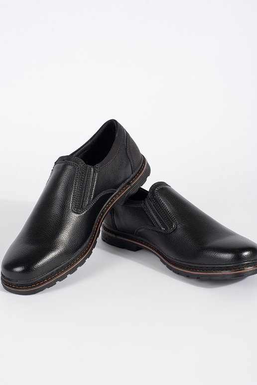 Melnas stiprinājuma čības