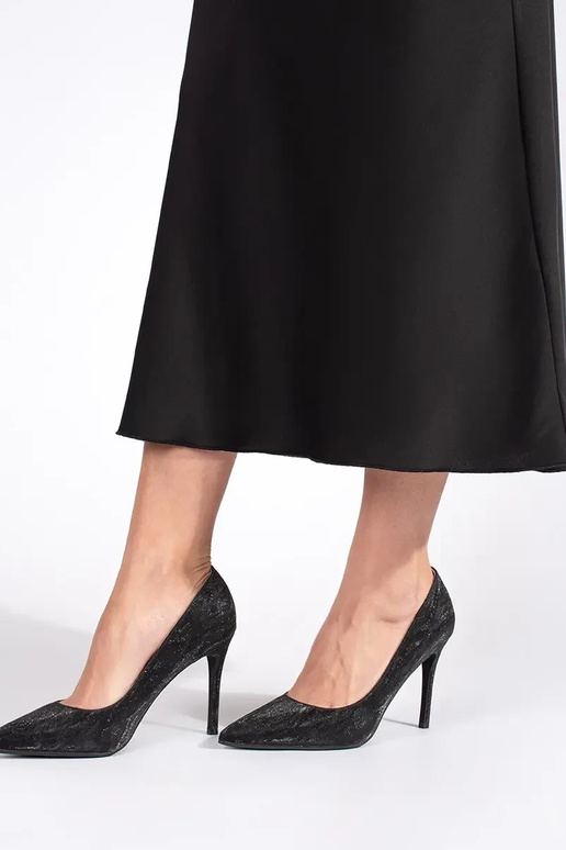 melnas krāsas mirdzēt puszābaki... melnas krāsas mirdzēt puszābaki...