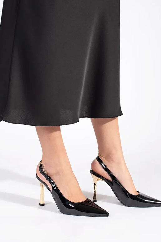 Laque Melnas krāsas puszābaki ar...