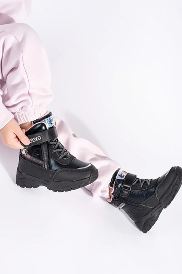 melnas krāsas trzeIniki... 2