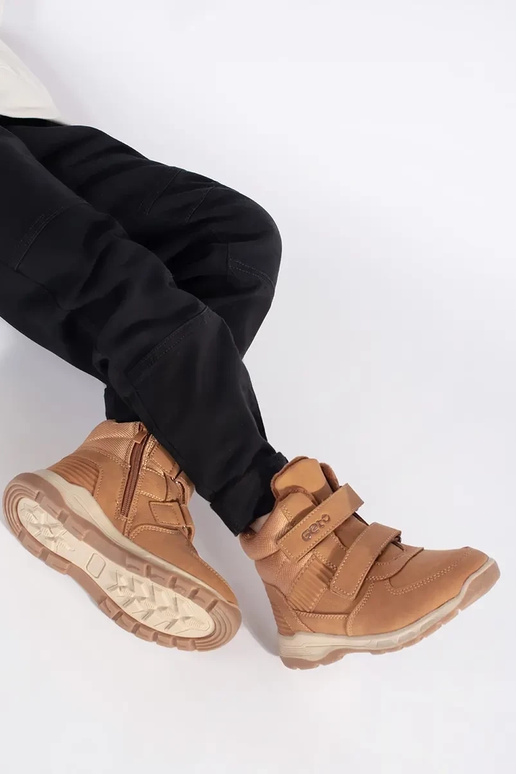 siltināti puicisks trzeIniki Velcroy