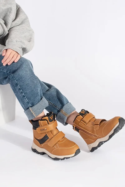 siltināti puicisks trzeIniki Velcroy