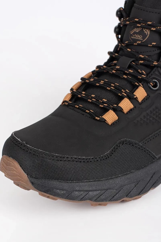 melnas krāsas Vīriešiem sasiets...