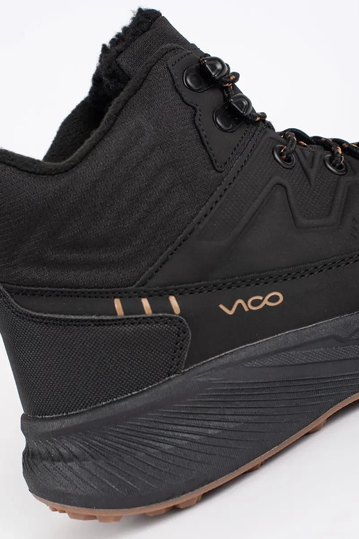 melnas krāsas Vīriešiem sasiets...