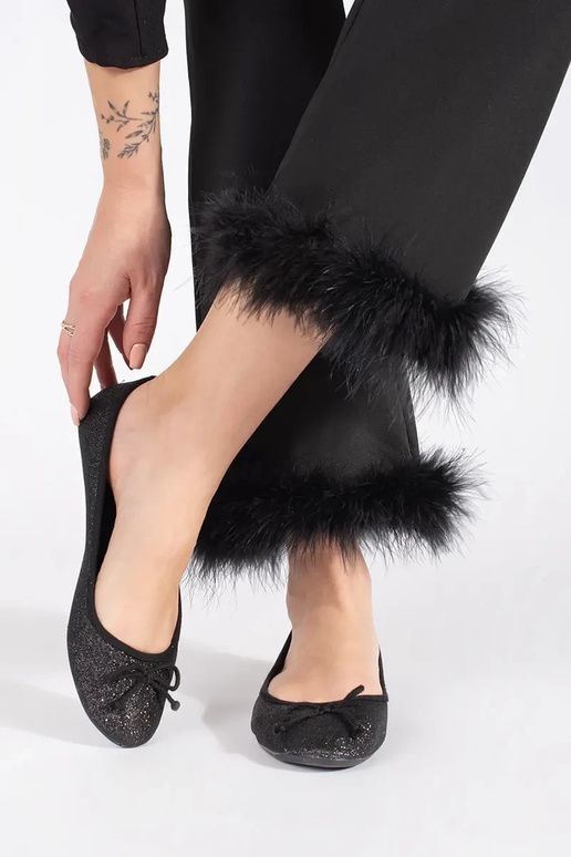 melnas krāsas spīdīgs balerīnas ar loku