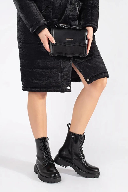 melnas krāsas zābaki zābaki gluda...