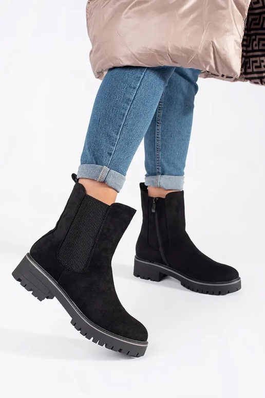 Melni plakanie apavi no zamša ar...